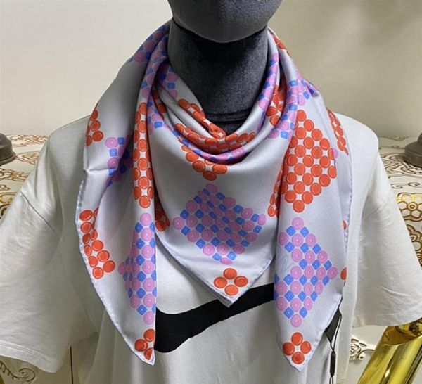 Foulards carrés pour femmes, nouveau style, haute qualité, 100 sergé, matériau en soie, pinte, lettres, motif à pois, taille 90cm, 90cm6788121