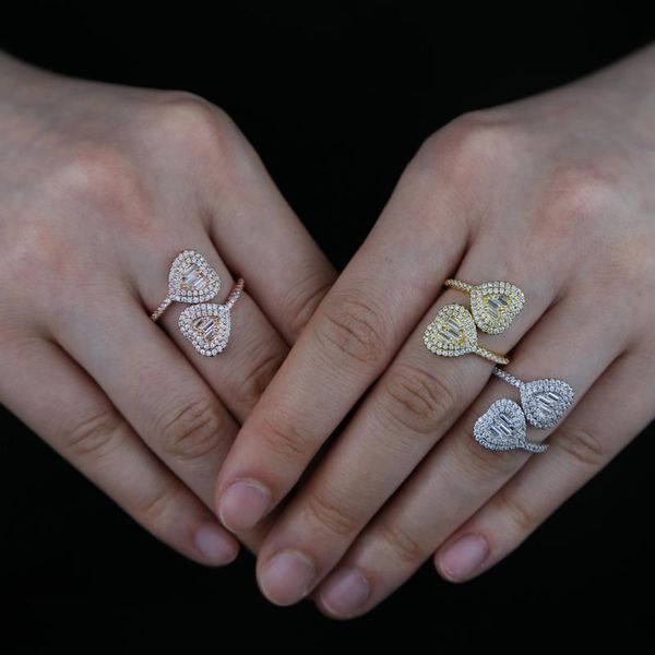 Nuevos estilos Ajustar el anillo del corazón del dedo con circón cúbico completo pavimentado Nuevos estilos Mujeres Dama Anillos de boda Joyas Chapado en oro Plata Color rosa