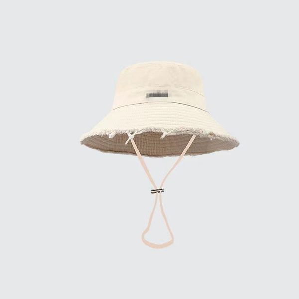 Envío gratis NUEVO SUMER CASQUETE BOB Sombreros de vestir de borde de borde de diseñador para mujeres Capas de mezcla deshilachada Diseñador de pescadores de moda