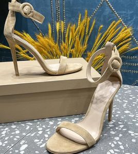 Nuevo verano tacones altos finos estilo famoso sandalias de una línea para mujer ante color piel zapatos de cuero con punta abierta sexis