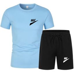 Nuevos chándales de verano para hombre, ropa deportiva de moda, camiseta para correr, pantalones cortos de playa de calle, camiseta, traje de pelota deportiva, traje casual, traje de hombre, marca LOGO Imprimir