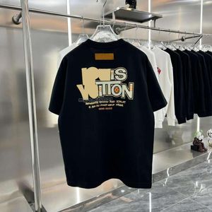 Nouveau été pour hommes Louies Vuttion Tshirt Designer T-shirt HOMME HOMME FEMANS TEES AVEC LETTRES IMPRESSION COURTES CHEURS TOP VENDRE LUXURES Men de luxe Vêtements Hop Hop Us Taille 52