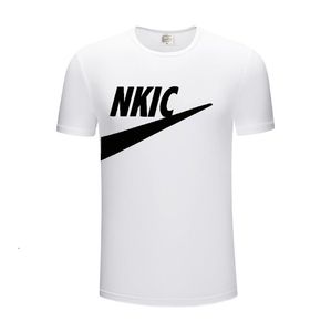 Nouveau t-shirt ￠ col o ￠ coue