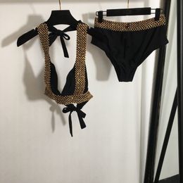 Nouveau bikinis sexy d'été Fime des maillots de bain de maillots de bain pour femmes Spaghetti Strap Bra Top and Underwear Lady Bikini Swimsuit Beach Bathing Cleets My511