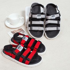 Nieuwe zomerschoenen Dual-use sandalen strand slippers paren casual mode buiten slippers slippers vrouwen groothandel