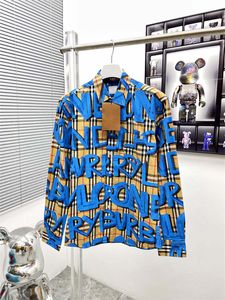 Nieuwe zomerkorte mouwontwerpers bowlen shirts mannen mode kleurrijke bloemenprint shirt shirt man regelmatig casual zijden shirt m-3xl m8