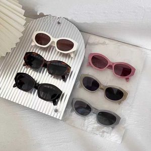 Nouvelles lunettes de soleil 2023 femmes designer lunettes de soleil pour homme rétro oeil de chat polygone ovale lunettes de soleil ins shopping voyage fête mode vêtements correspondant AAAA