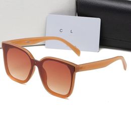 Nouvelles lunettes de soleil pour hommes Designer Sun Glasses Femmes PC PROPORS UV400 NOUVEAU TRIOMPHE Quay Goggle Senior Eyewea23001
