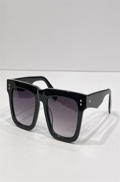 Nouvelles lunettes de soleil Men Pop Design Vintage Sunglasses 712 Maxtis Fashion Style Square Simple Frame UV 400 LENS AVEC CASE TOP QUALIT RE8450037