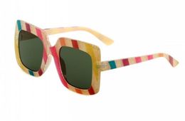 Nouvelles lunettes de soleil Lunettes de soleil de créateurs de mode élégantes pour hommes MsWomens Glass UV400 6 Style 0328