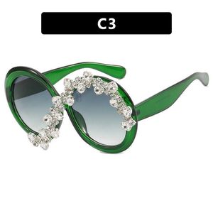 Nieuwe zonnebrillen Super Round Crystal Dames zonnebril Luxe Diamond Shadow Lunette de Soleil Womens Google grote zonnebrillen dames