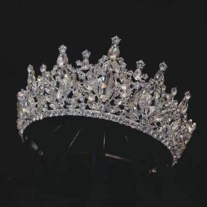 Nieuwe Super Flash Rhinestone Bridal Crown met make -up fotografie jurk trouwjurk verjaardagsjurk verjaardag kroon monster accessoires groothandel