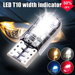 Nuevo T10 2835 6SMD LED Luz ancha Interior del coche Lectura Luz de matrícula Luces de señal Lámpara de maletero universal DC 12V 5W