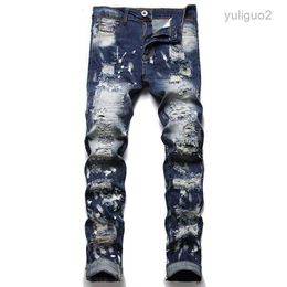 Nuevo Pantalones vaqueros ajustados con parches andrajosos, bordados en azul, elásticos, ajustados, para hombre