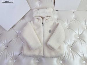 Nouvelle veste d'hiver pour tout-petits, chapeau d'oreille d'ours, vêtements de styliste pour bébé, taille 100-160, manteau pour enfants en poils d'agneau blanc pur HP