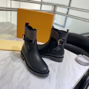 Nieuwe top designer schoenen! Mode dames zwarte echte lederen bodemgesp met blote laarzen luxe straat tonen grote maat doos 35-42
