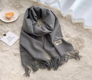 NIEUWE TOP WOMEN Men Mode Designer Scarf Brand Cashmere sjaals voor winterdames en heren 200x70cm Big Size Foulard Satin Square 9287422