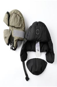 Nouveaux chapeaux de trappers hiver unisexes métallique Coton de nylon Coton Keep Warm Mens Masque Protection d'oreille Masque en plein air Ful2081888