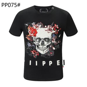 Nouvelle tendance et nouveau design T-shirt à manches rondes T-shirt Skulls Print Tops Streetwear Col PolosPP Designer Slim Fit T-shirt Été Strass Court