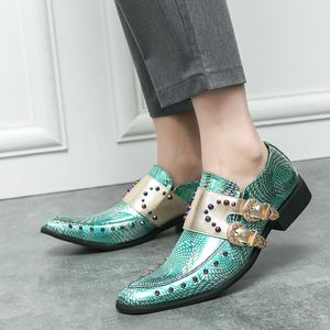 Mocassins en cuir à rivets pointus pour hommes, nouvelle tendance de styliste, chaussures à sangle de moine, robe de bal de mariage, chaussures de retour