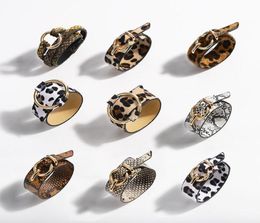 Nova moda moderna ins designer de luxo leopardo animal impressão pulseira de couro ajustável para mulher 9541948