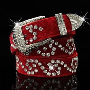 Nouvelle tendance de la mode de luxe de la mode Belt super scintillant diamant zircon fleur de fourrure femme déclaration en cuir ceinture 110cm 3 6 pi 16 modèles 208m