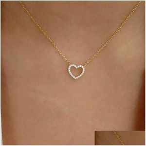 Nouveau collier de chaîne Mtilayer à la mode coeur brillant pendentif papillon rond pour femmes bijoux tempérament clavicule livraison directe Dhgarden Otjol