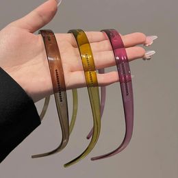 Nouvelles lunettes de soleil à la mode Forme de coiffure en acrylique pour femmes Bands à tas de cheveux Anti-slip Hoop Hoop Hair Accessoires