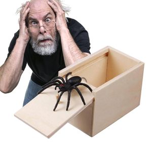 Nouveau astuce Spider Funny Scare Box en bois cachée cachée de qualité Prank Boîte en bois Box amusant jeu Fark Trick Friend Office Toy Gift