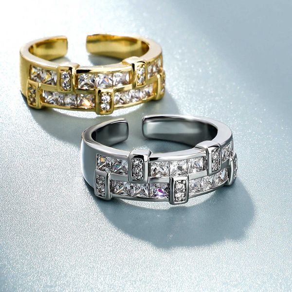 Nuevos anillos de banda de puño abierto en forma de T para hombres y mujeres Anillo de dedo ajustable que se puede abrir a la moda Anillo de pareja versátil Boda de oro de 14k Iced Out Cubic Zirconia Cz Jewelry