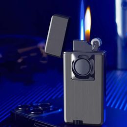 Nieuwe Turbo Gas Cycle Iatable Dual Flame Winddicht Metaal Draagbaar Thuis Outdoor Camping Gepersonaliseerde Creatieve Mannen High End Geschenken