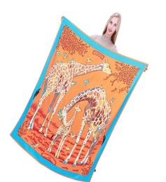 Nouvelle écharpe en soie en serre femme Animal girafe imprimer carré foulard mode femelle grosse