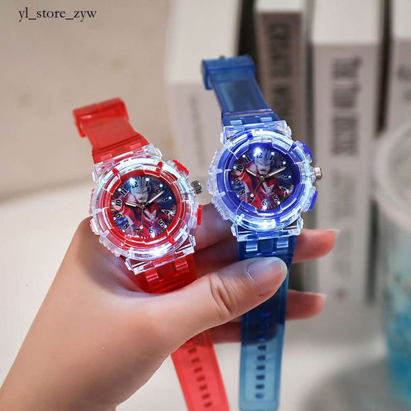 Nuevo reloj luminoso luminoso LED Ratch Masculino y femenino Fashion Creative Cartoon Anime Quartz Electronic Quartz