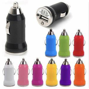 Nieuwe USB -auto DC Power Charger Adapter Mobiele telefoons MP3 PDA Bluetooth -headsets Digitale camera's Adapters Sockets