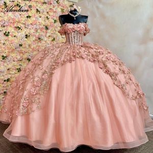 Nouvelle vintage Per perle 3d Fleurs Appareils Appliques de balle Puffy Ball Robes Quinceanera Robes Chapel Train Coupées Robes de soirée Robes de soirée Robes d'anniversaire