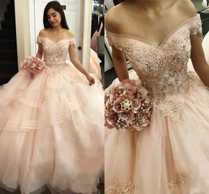 Nouvelle robes de robe de bal de quinceanera de pêche vintage des applications en dentelle épaule des perles cristallines volants à plusieurs niveaux de fêtard