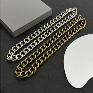 Nieuwe vintage dikke kettingen Armbanden Unisex modieuze Volledige letters ontwerpen Punk oorbel Luxe sieraden