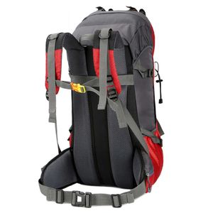 Nouveau sac à dos de voyage en plein air étanche 60L pour randonnée sac de camping sac à dos couverture de pluie homme / femme sport trekking escalade sac à dos Y0721