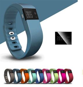 Nuevas pulseras inteligentes IP67 IP67 TW64 Bluetooth Fitness Activity Tracker Smartband Smart Bsera Wall Watch Epacket 2623774