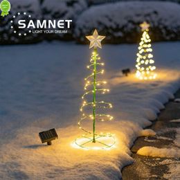 Nieuwe waterdichte zonne -LED -verlichting Kerstboomkrans aangedreven door AO Nieuwe Energy Solar Decorations