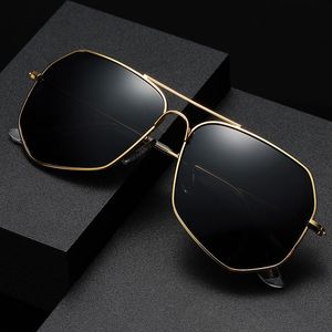 Nieuwe polygoon zonnebrillen 65 mm Men Women Classic Designer Oversized Sun Glazen Big Metal Frame UV400 Eyewear met Case