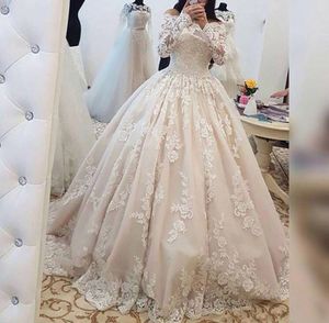Nieuwe Trouwjurken Arabische Dubai Bruid Roekjes Baljurk Bateau Lange Mouw Ivory Vintage Puffy Lace Bridal Dress Robe de Mariage Wed Jurk