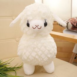 Nouveaux jouets en peluche en alpaga blanc La poupée en alpaga doux présente un cadeau d'anniversaire