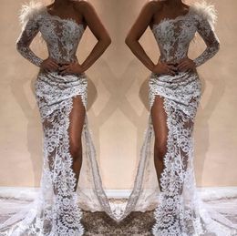 Nieuwe witte volledige kant zeemeermin avondjurken Heet verkoop zijde Split Moderne One Shoulder See door Red Carpet Pageant Celebrity Jurken Arabisch