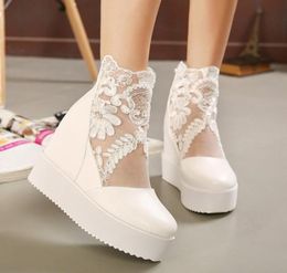 Nouvelles bottes de mariage en dentelle blanche escarpins de mariée argentés bottines compensées 2 couleurs taille 34 à 39 WX6533636