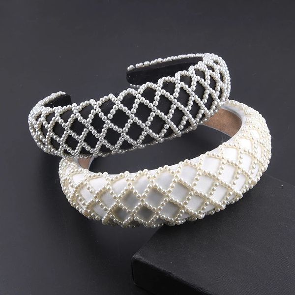 Nouveau blanc luxe fait à la main brillant perle cristal perlé fleur passerelle bandeau pour femmes tempérament cheveux accessoires