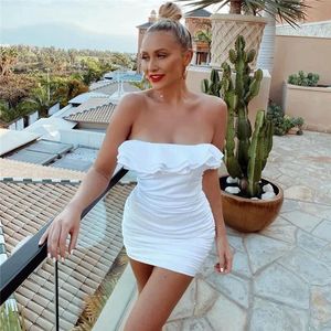 Nieuwe witte korte cocktailjurken Sexy schede strapless ruches Dubai Galajurken Feestjurken clubkleding