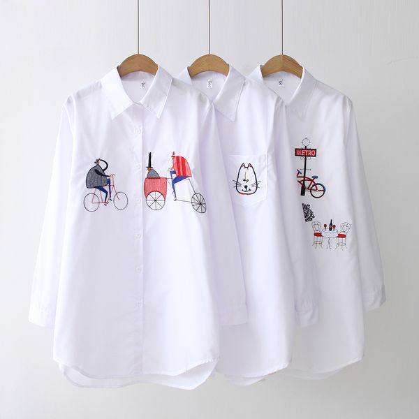 Blusas blancas nuevas para mujer, blusa bordada de algodón de manga larga 2022, camisas femeninas con cuello vuelto y diseño de botones informales para mujer