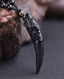 Nieuwe hele 100 Natural Obsidian Wolf039S Tooth Pendant tand Amulet en Hyperbole Punk Necklace Lucky Win ketting3859531