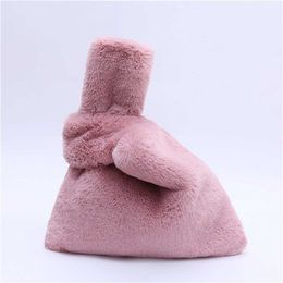 Nuevo invierno Faux Rex Rabbit Fur Top Handle Bolsas para mujeres Casual Candy Color Tote Moda Soft Pocke Samll Bolso Cálido Embrague 220923